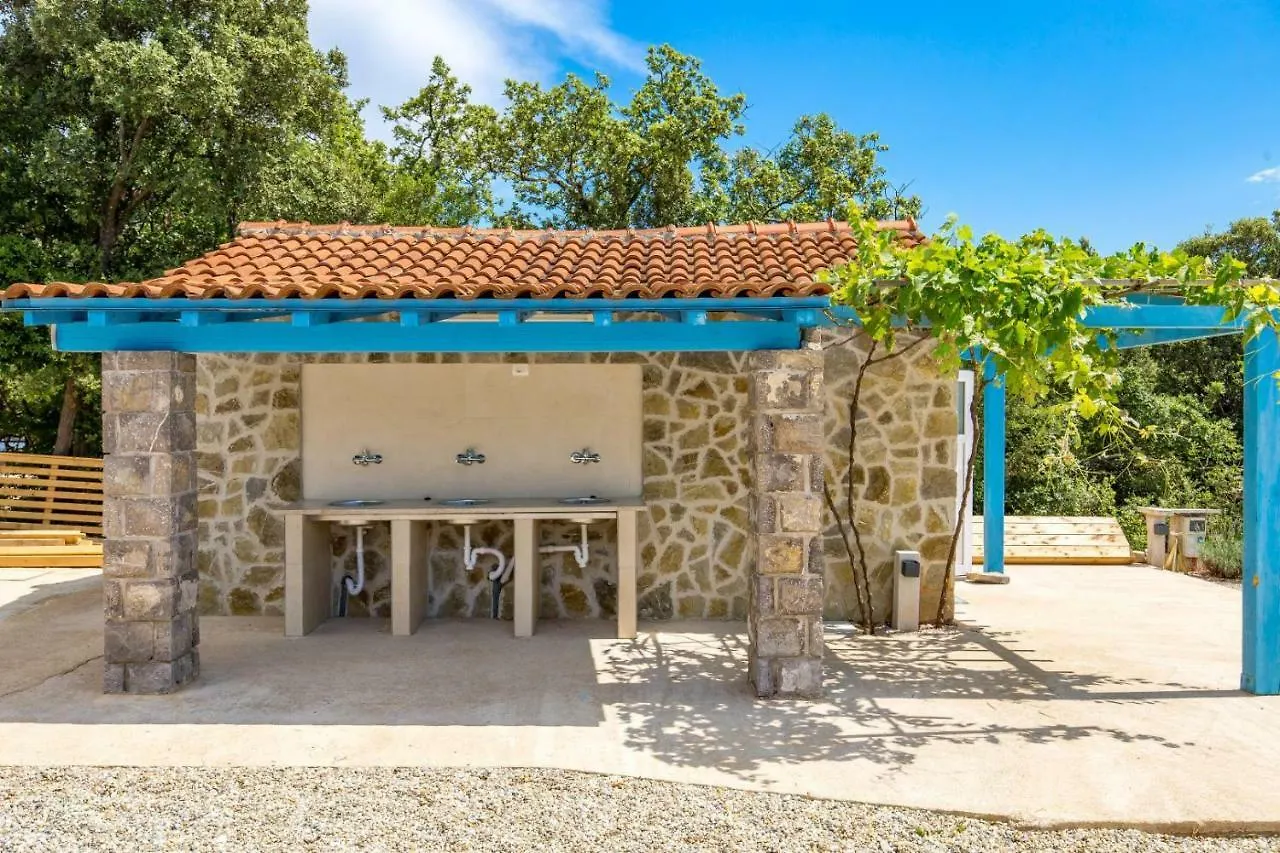 Kamp Punta Jerta Hotel Pinezici  Campsite Pinezici (Krk)