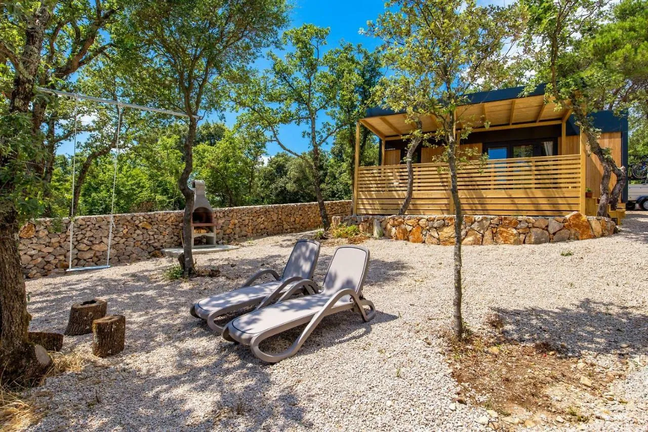 Camping Kamp Punta Jerta Hotel Pinezići Kroatië