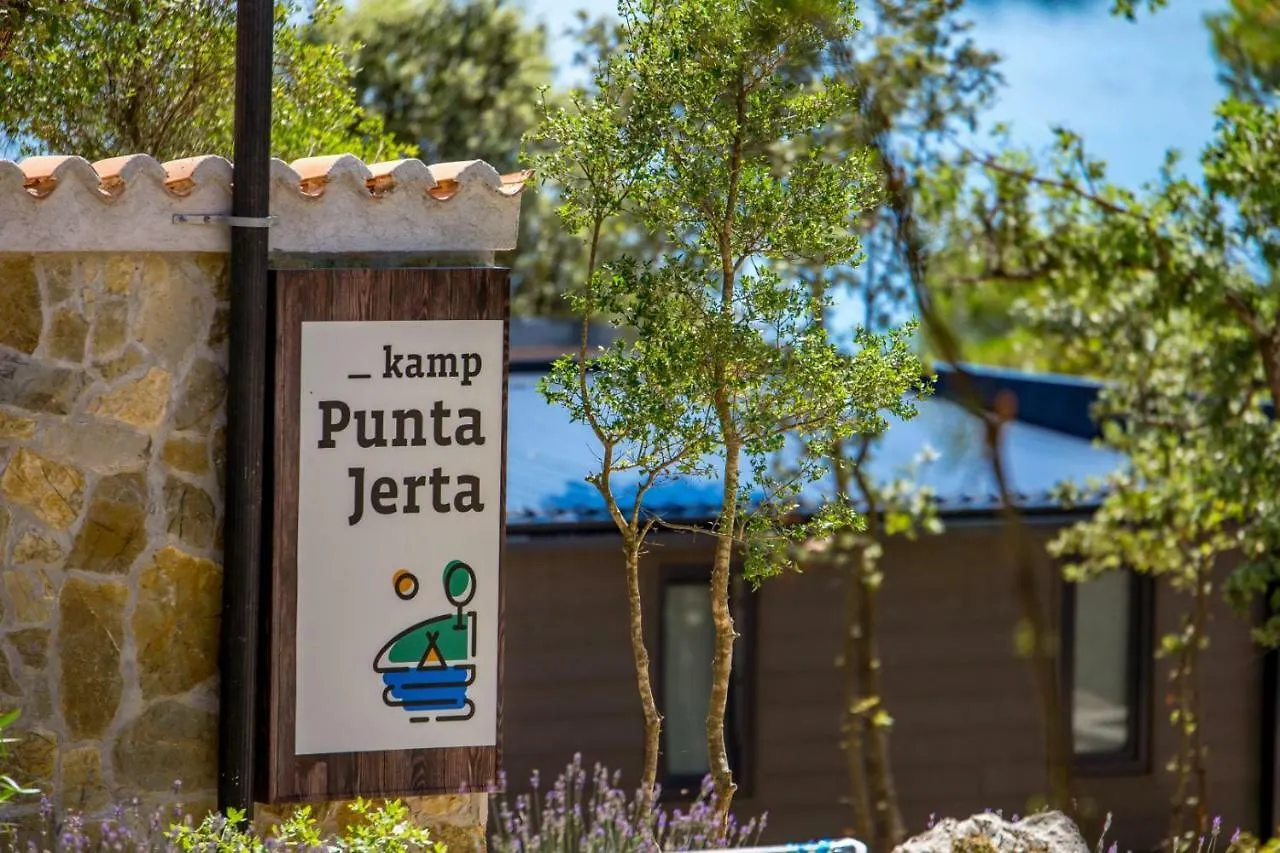 Kamp Punta Jerta contacts